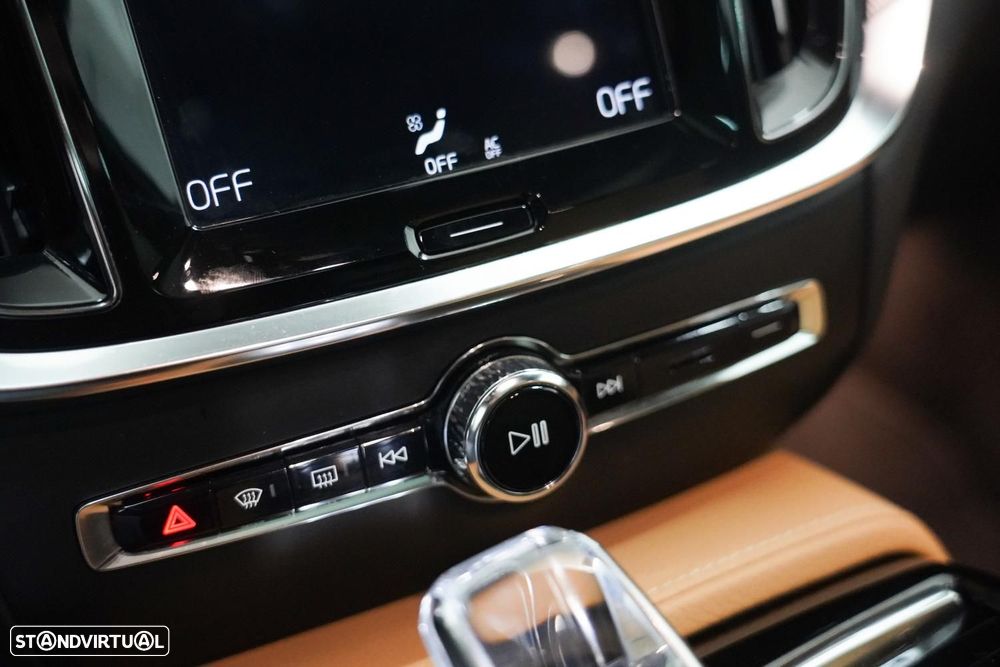 Volvo V60 2.0 T8 AWD TE Inscription - 13