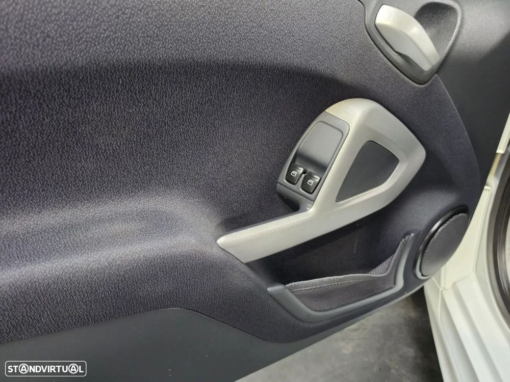 Smart ForTwo Coupé 0.8 cdi Passion 54 - 13