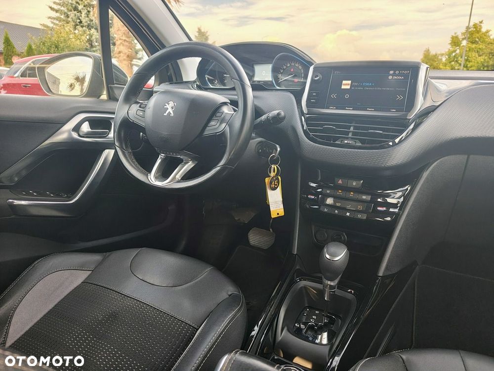 Peugeot 2008 - 25