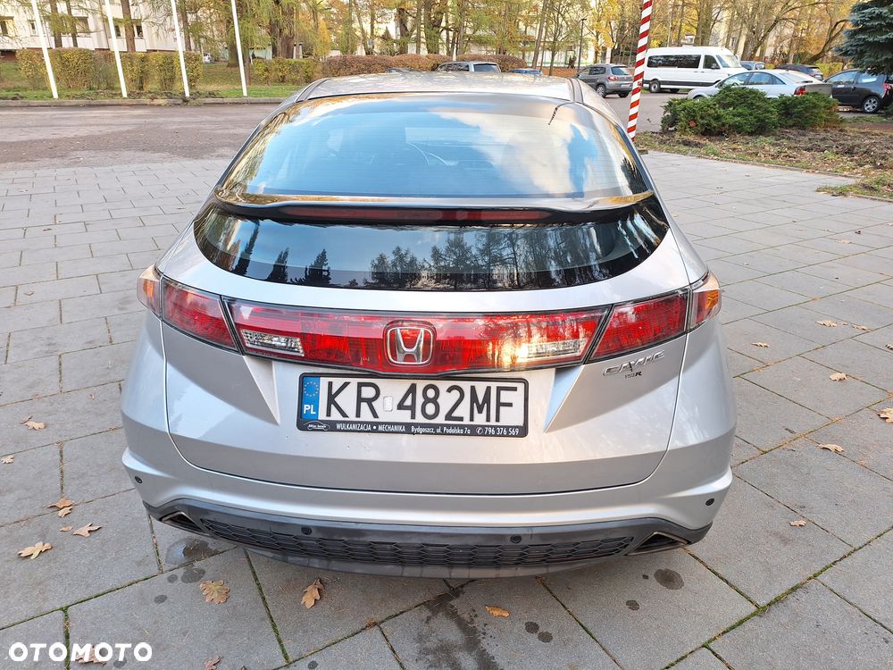 Honda Civic 1.8 Comfort - 13