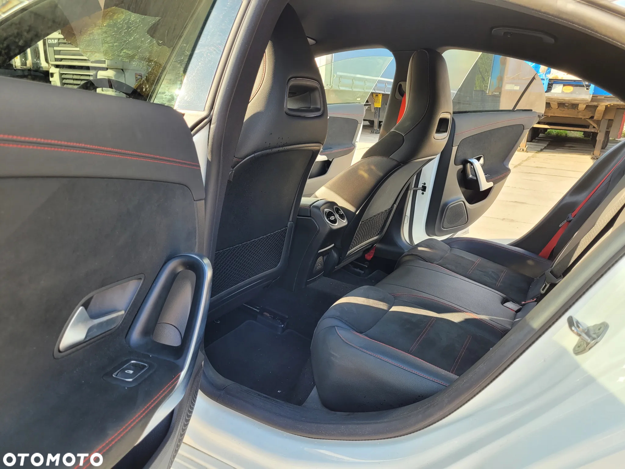 Mercedes-Benz CLA AMG 45 4-Matic 8G-DCT - 5