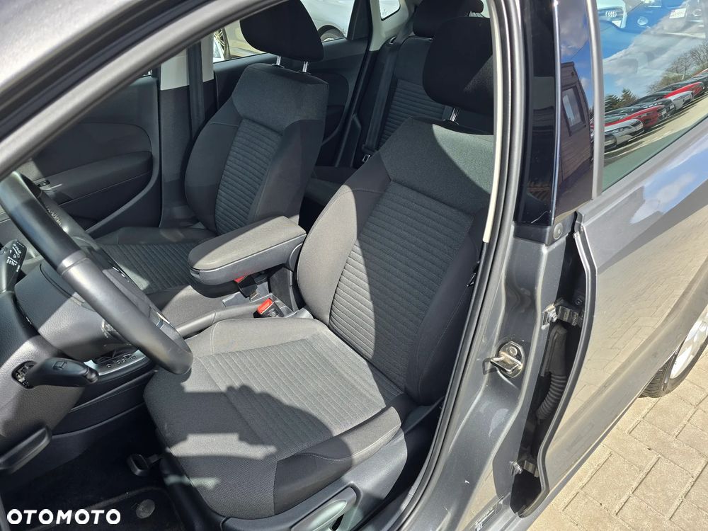 Volkswagen Polo - 12