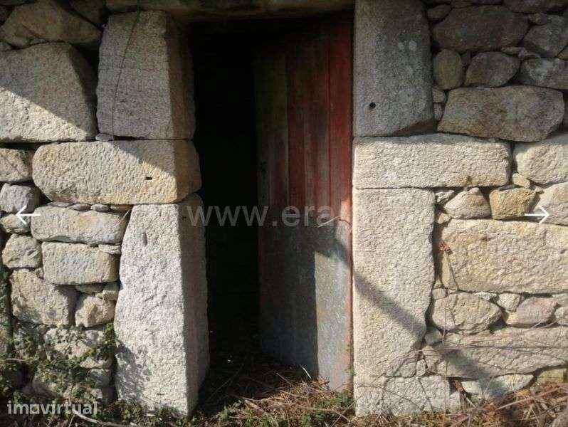 Casa de aldeia para recuperar - Grande imagem: 3/9