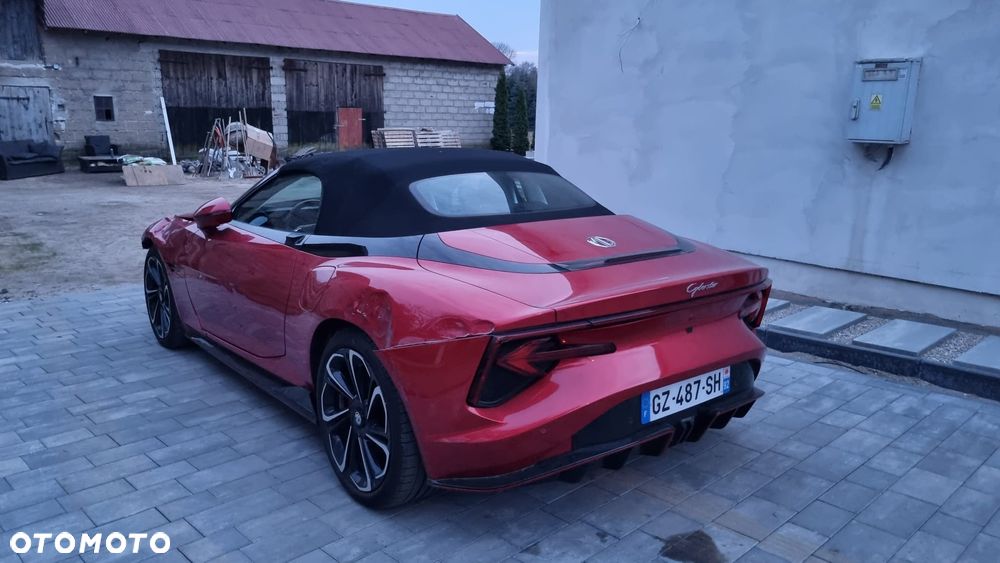 MG Cyberster 77kWh RWD Czarny Dach - 13