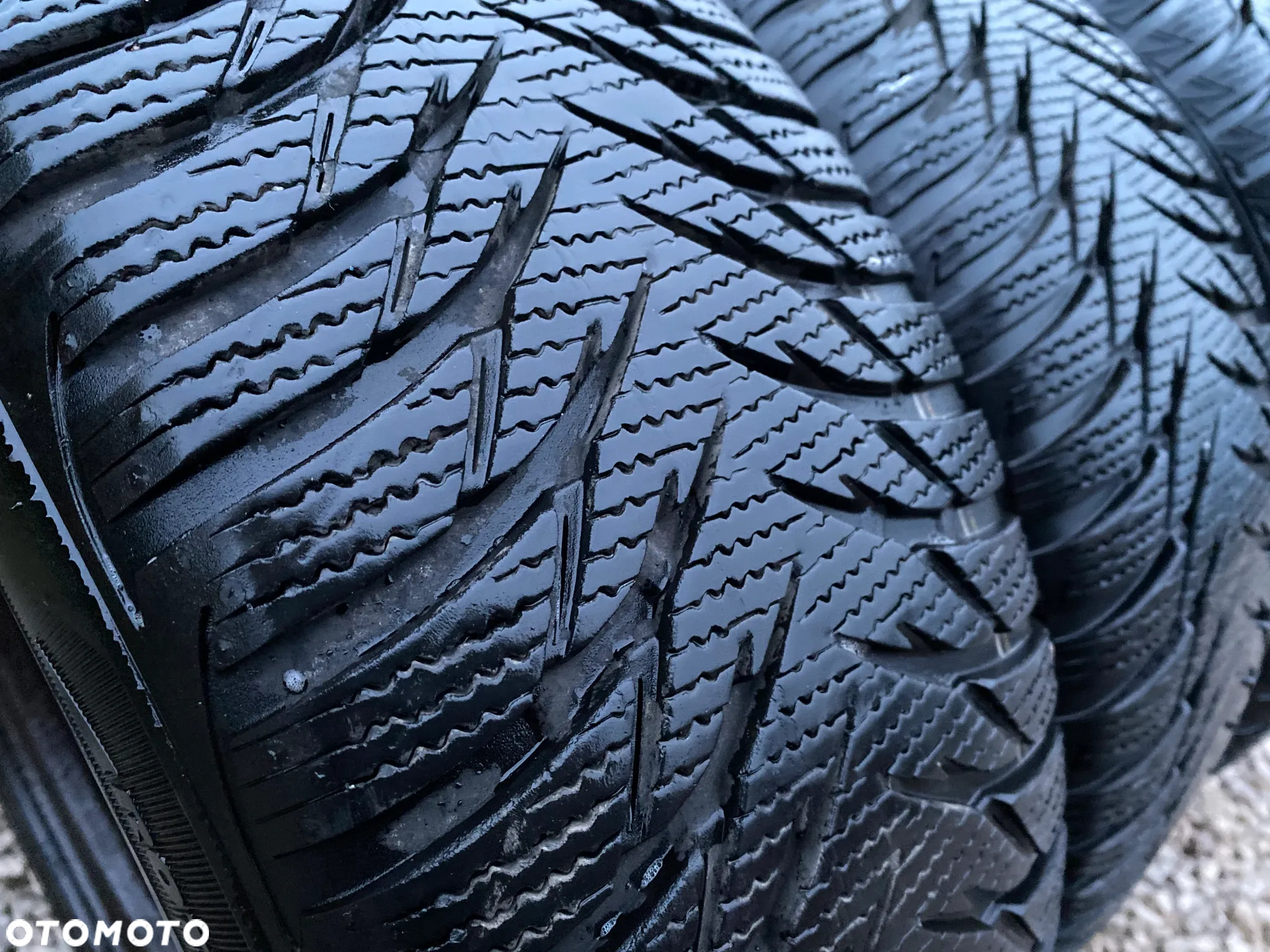 Opel Astra H Zafira Felgi strukturalne z oponami Koła 16" 5X110 6,5Jx16H2 ET39 - 21