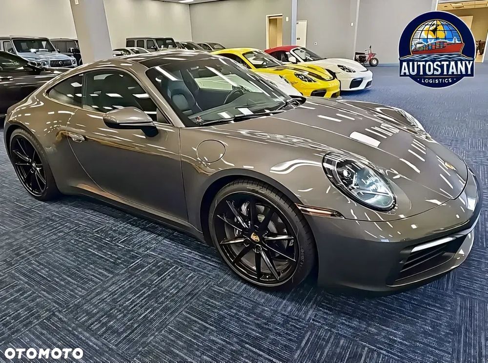 Porsche 911 Carrera - 1