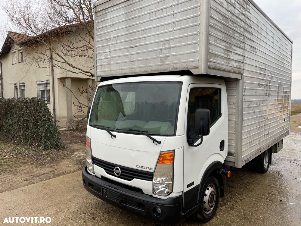 Nissan Cabstar - 1