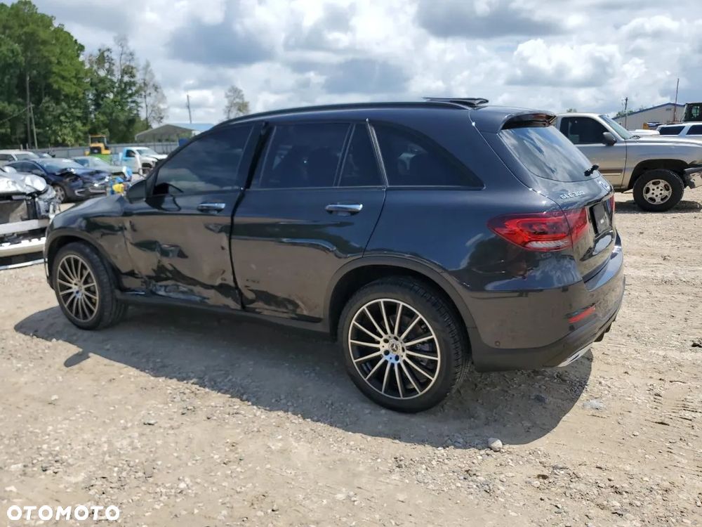 Mercedes-Benz GLC - 3