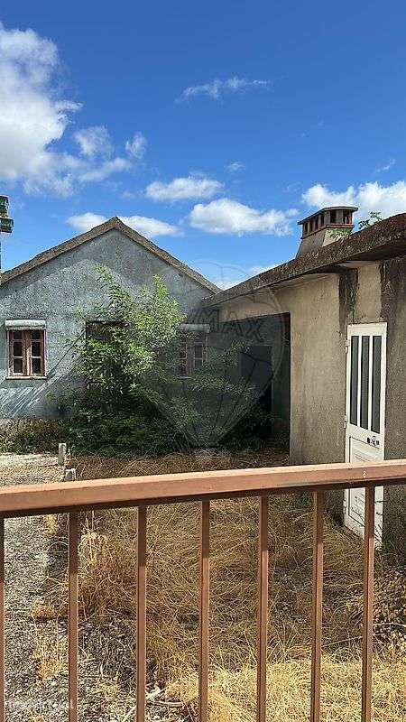 Moradia T3 para venda - Grande imagem: 2/9