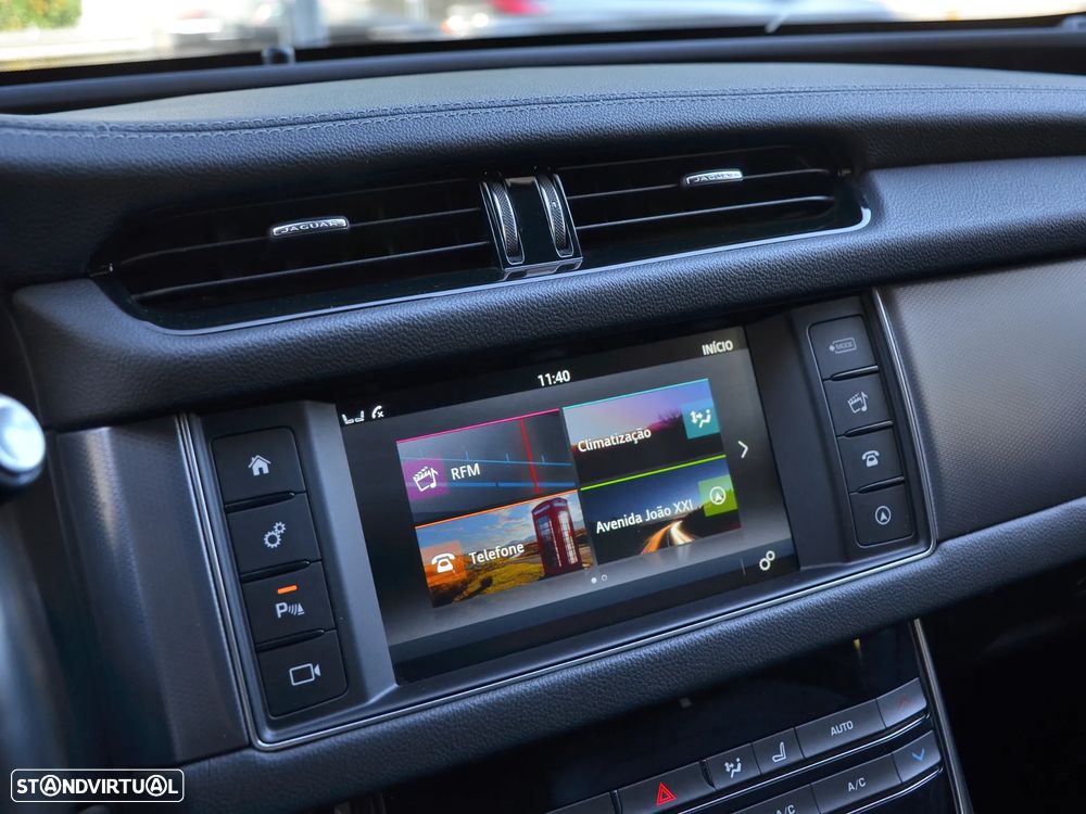 Jaguar XF Sportbrake 2.0 D R-Sport Aut. - 17