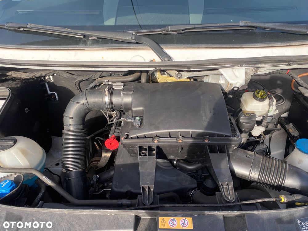 Mercedes-Benz Sprinter - 10