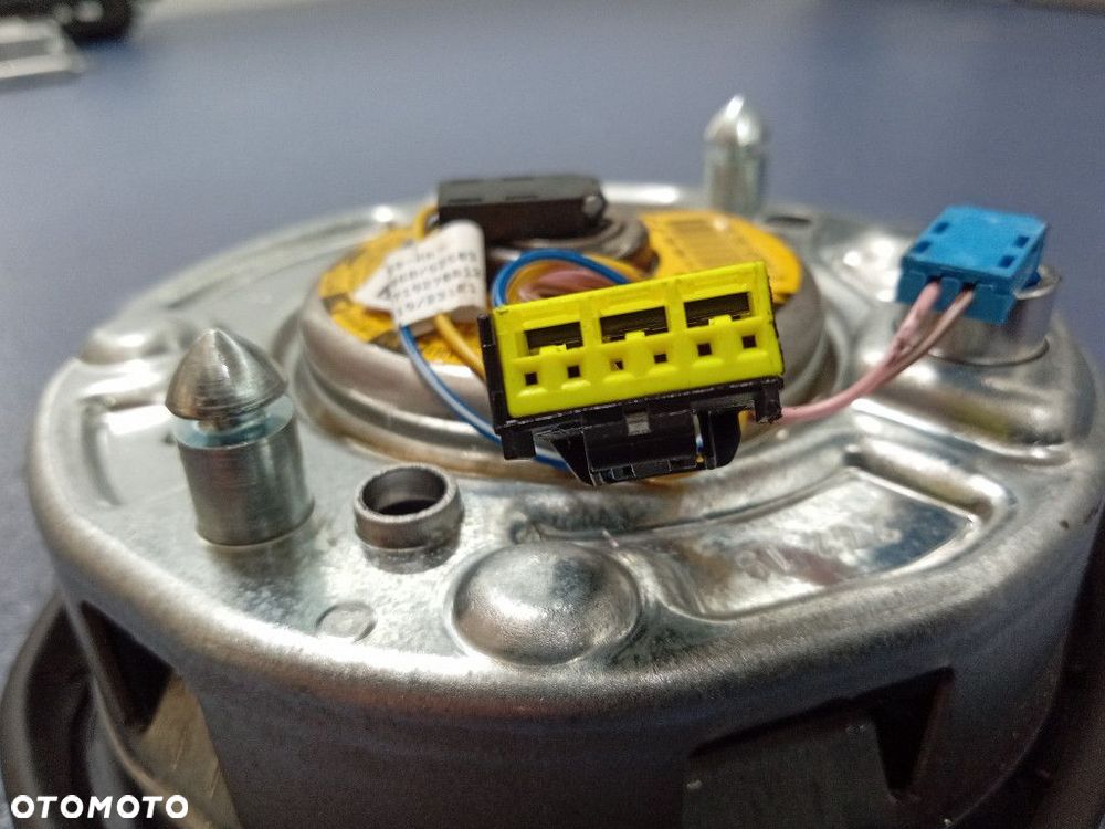 BMW X5 G05 DESKA KONSOLA PODUSZKI PASY HUD EU - 7