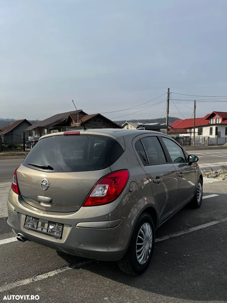 Opel Corsa 1.4 16V Satellite - 19