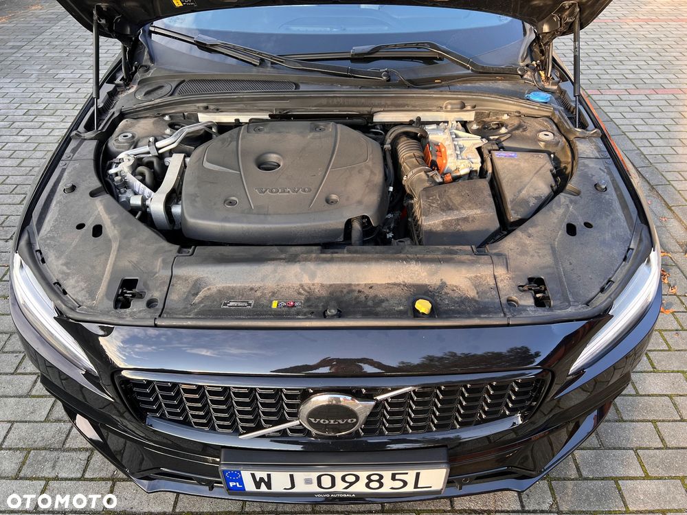Volvo S90 T8 AWD Plug-In Hybrid R-Design - 8
