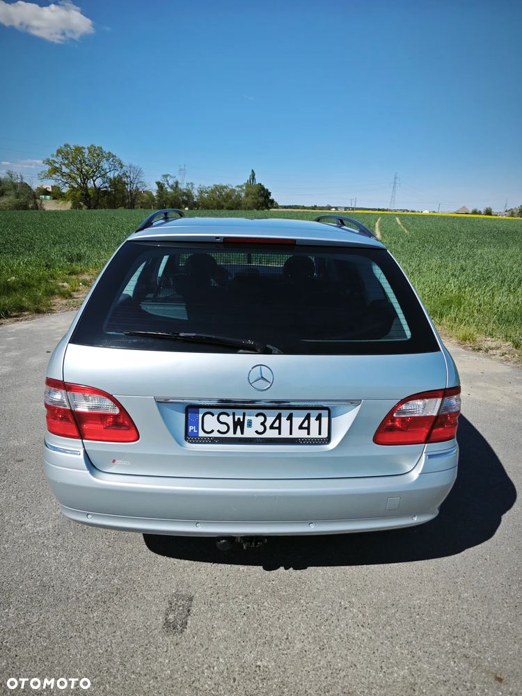Mercedes-Benz Klasa E 320 T 4-Matic Elegance - 6