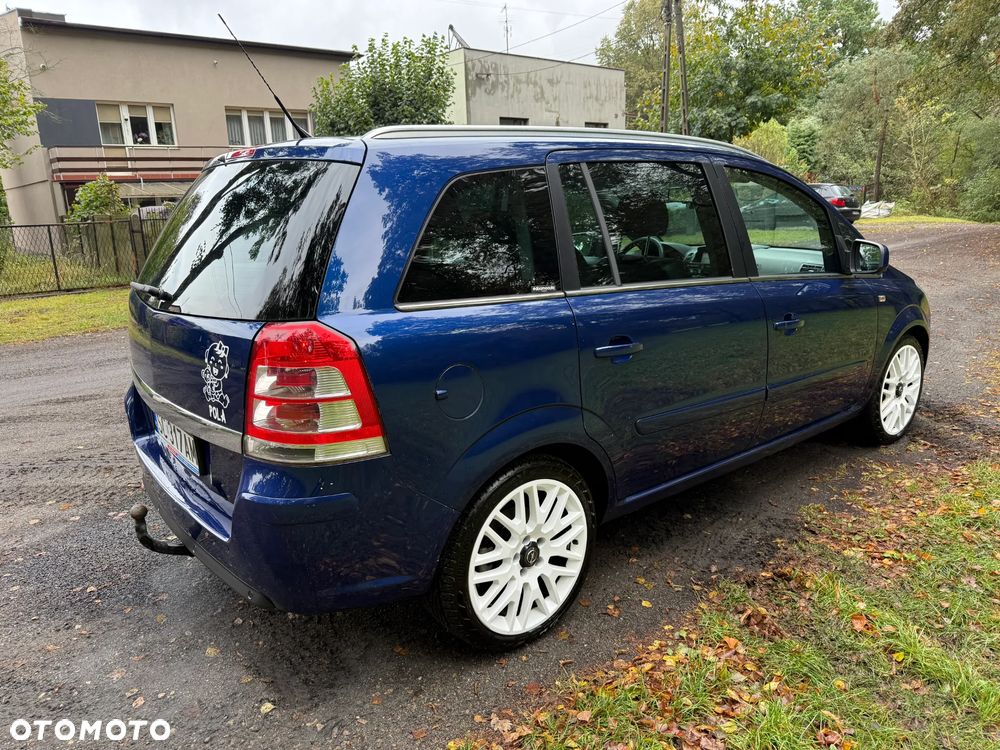 Opel Zafira 1.9 CDTI Cosmo - 9