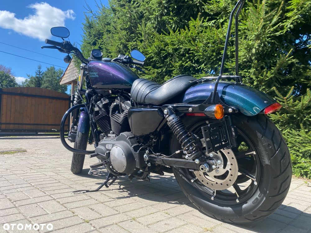 Harley-Davidson Sportster Iron 883 - 3