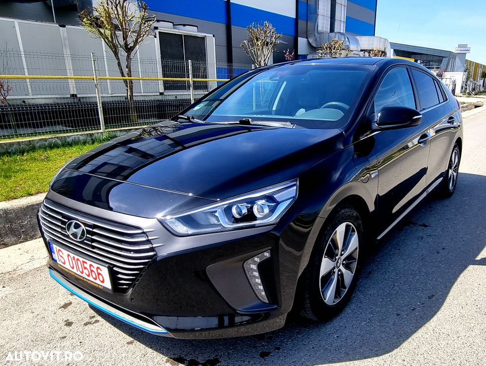 Hyundai IONIQ 1.6 GDI Premium - 8
