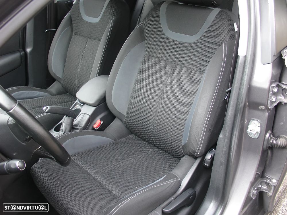 Citroën C4 1.6 BlueHDi Live - 24