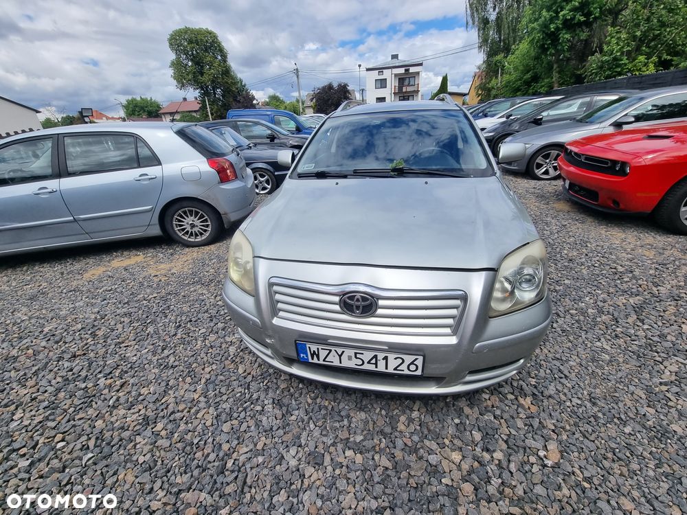 Toyota Avensis 2.0 D-4D High - 1
