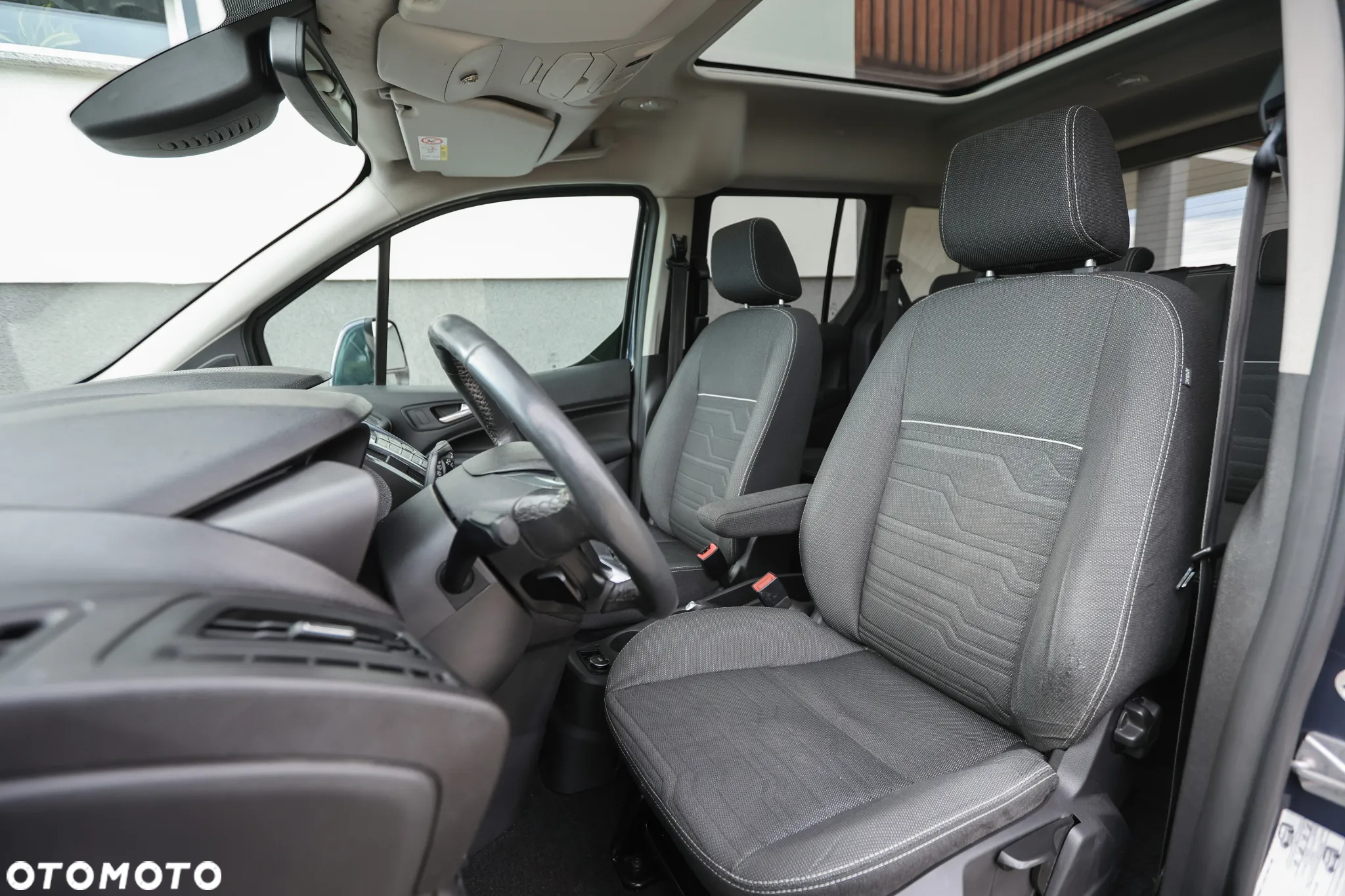 Ford Tourneo Connect - 20