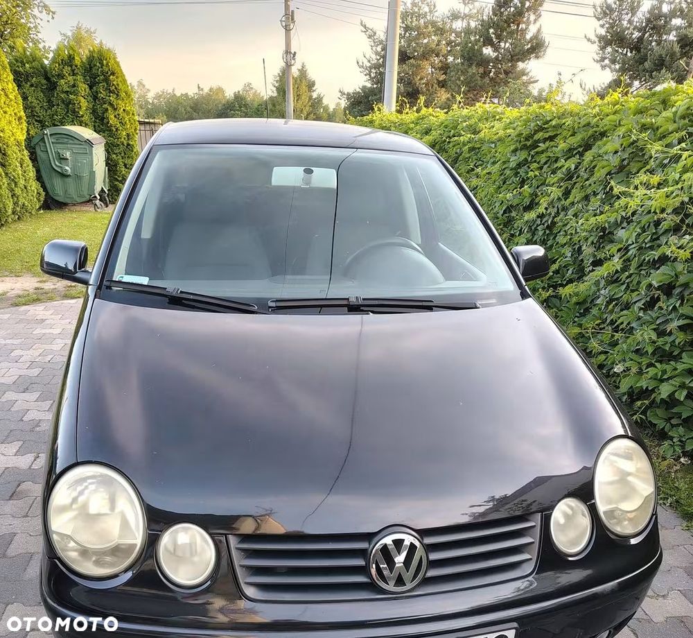Volkswagen Polo 1.4 16V Comfortline - 1