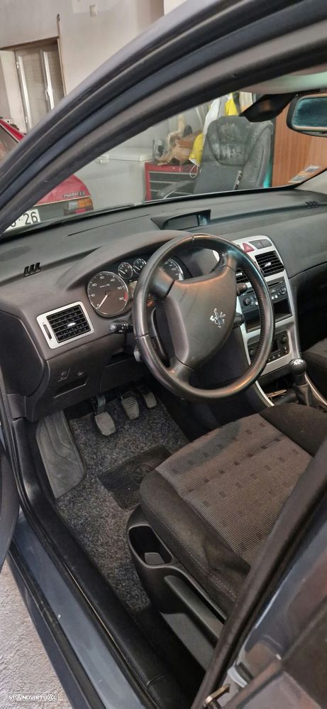 Peugeot 307 SW - 12