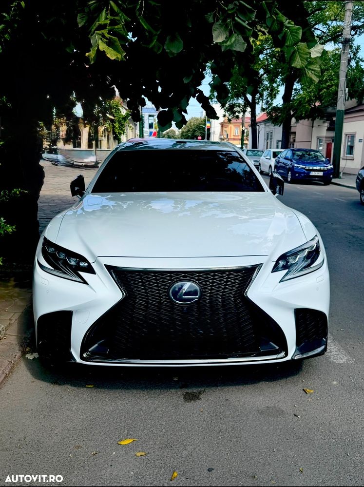 Lexus Seria LS - 1