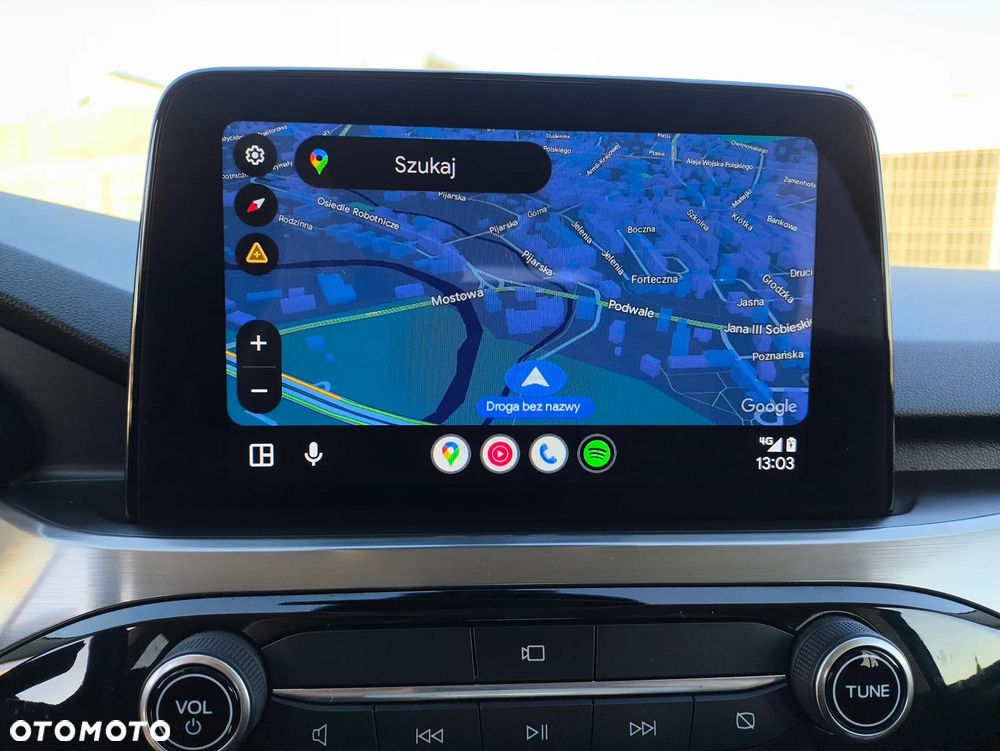 Ford Kuga 2.0 EcoBlue 4x4 TITANIUM X - 31