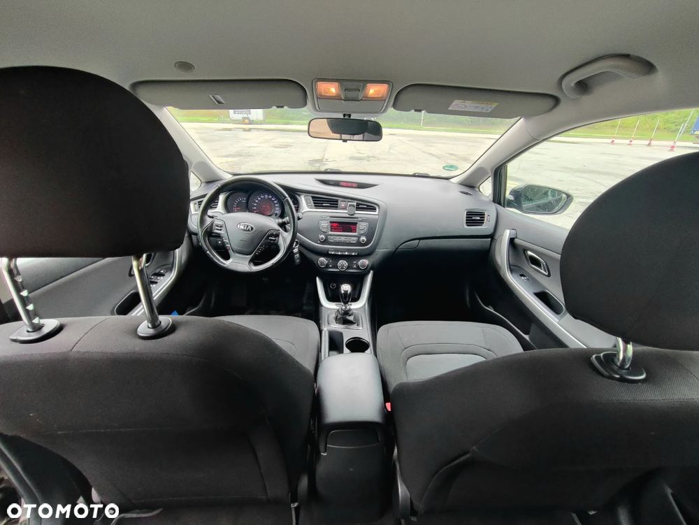 Kia Ceed - 19