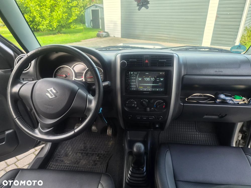 Suzuki Jimny - 17