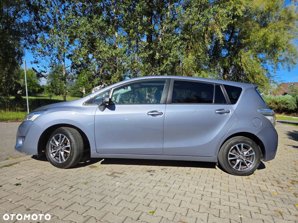 Toyota Verso - 10