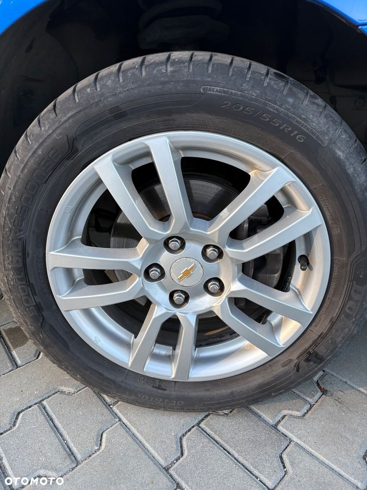 Chevrolet Aveo 1.6 LTZ - 15