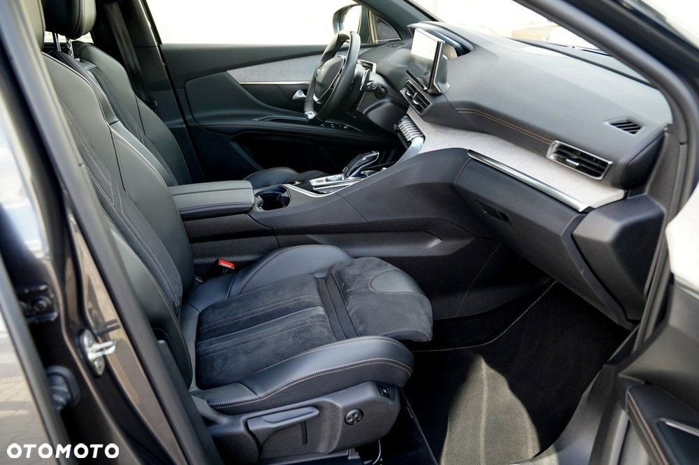 Peugeot 5008 - 26
