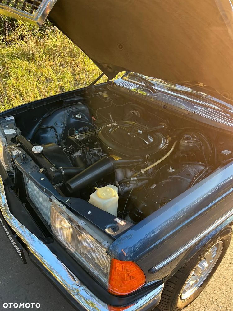 Mercedes-Benz W123 - 8