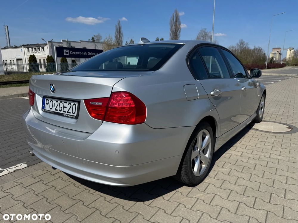 BMW Seria 3 320d DPF - 28