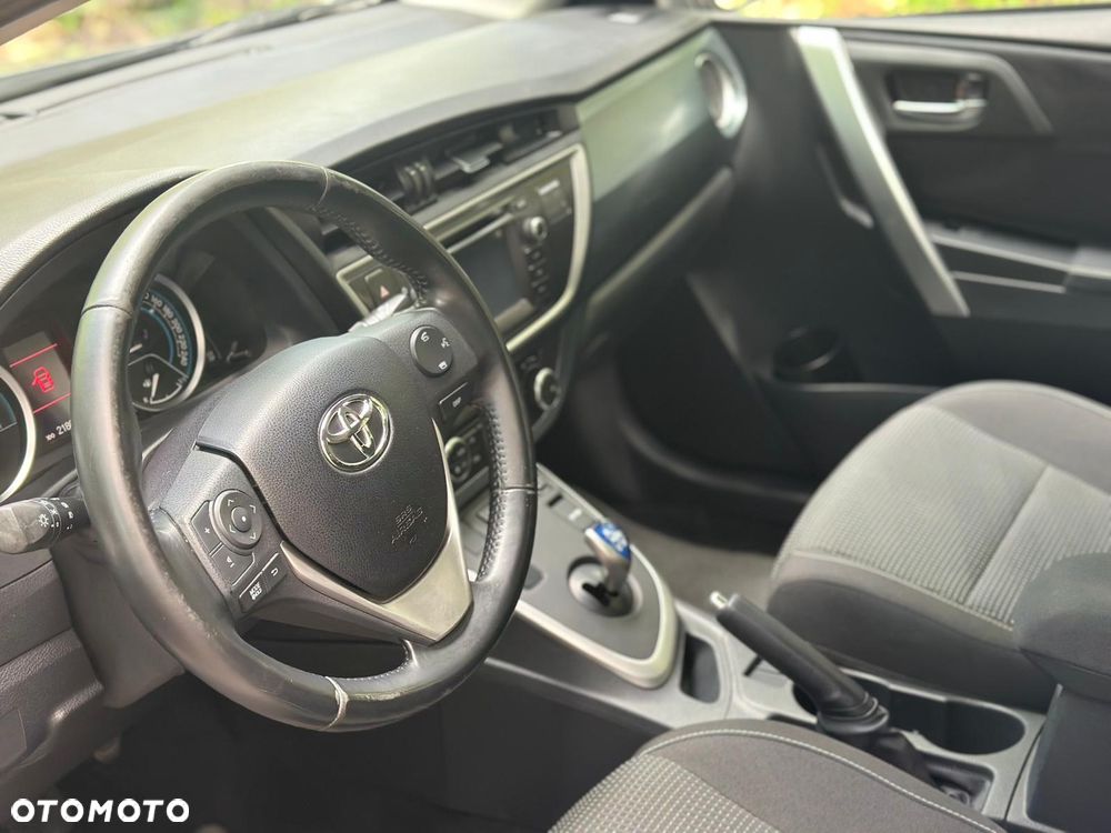 Toyota Auris 1.8 HSD Luna - 5