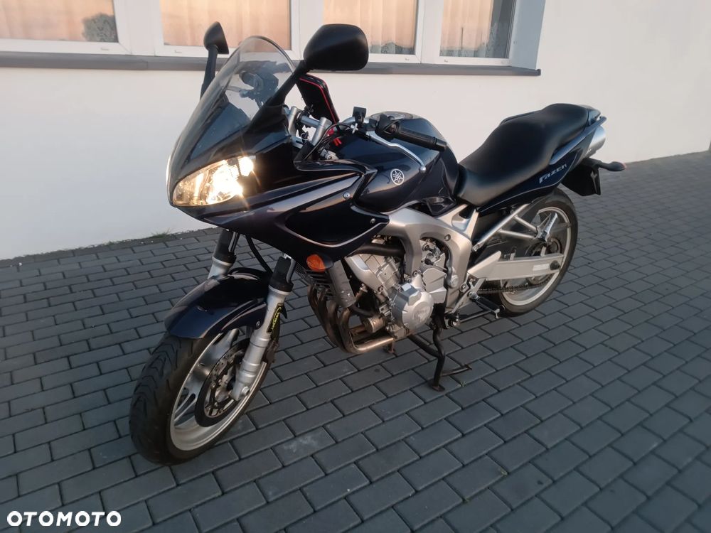 Yamaha FZ6 - 13