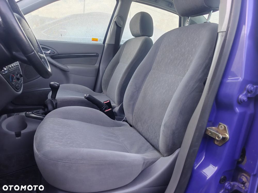 Ford Focus - 10