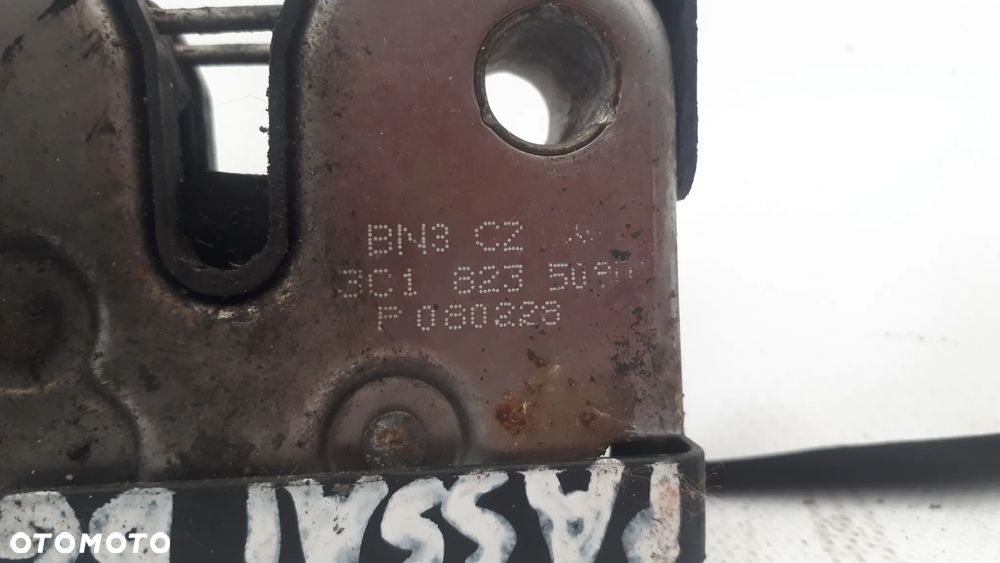 VW Passat B6 Zamek Maski 3C1823509D - 3