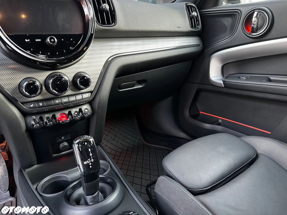 MINI Countryman - 25
