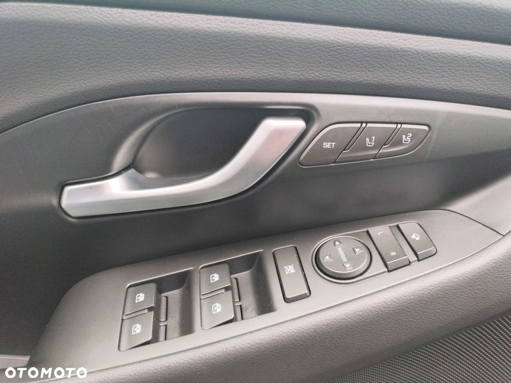 Hyundai i30 1.6 T-GDI DCT N Line - 24