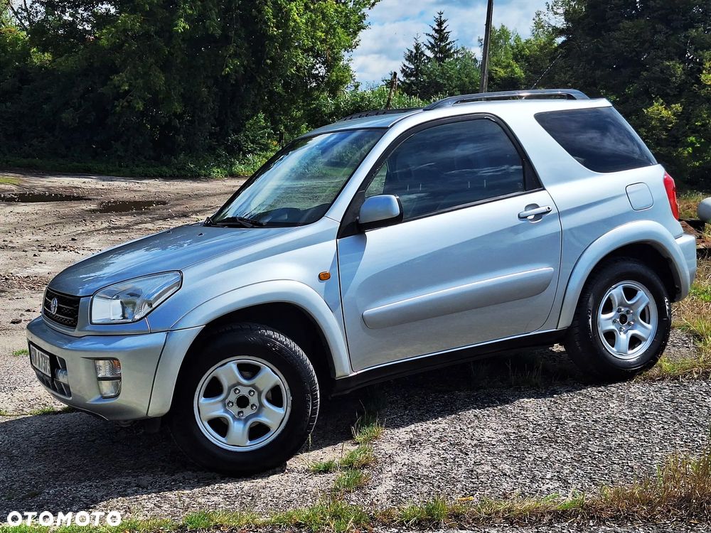 Toyota RAV4 D-4D 4x4 - 11