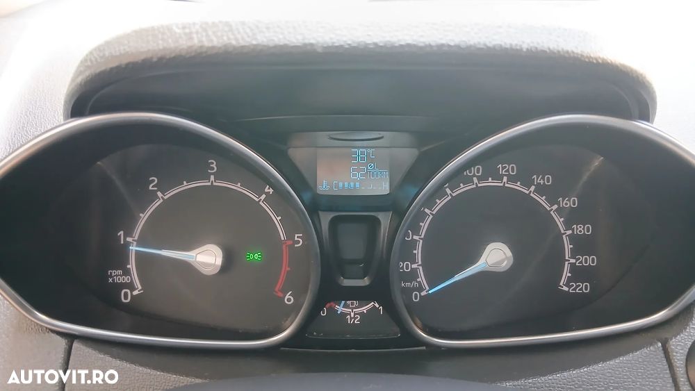 Ford EcoSport - 11