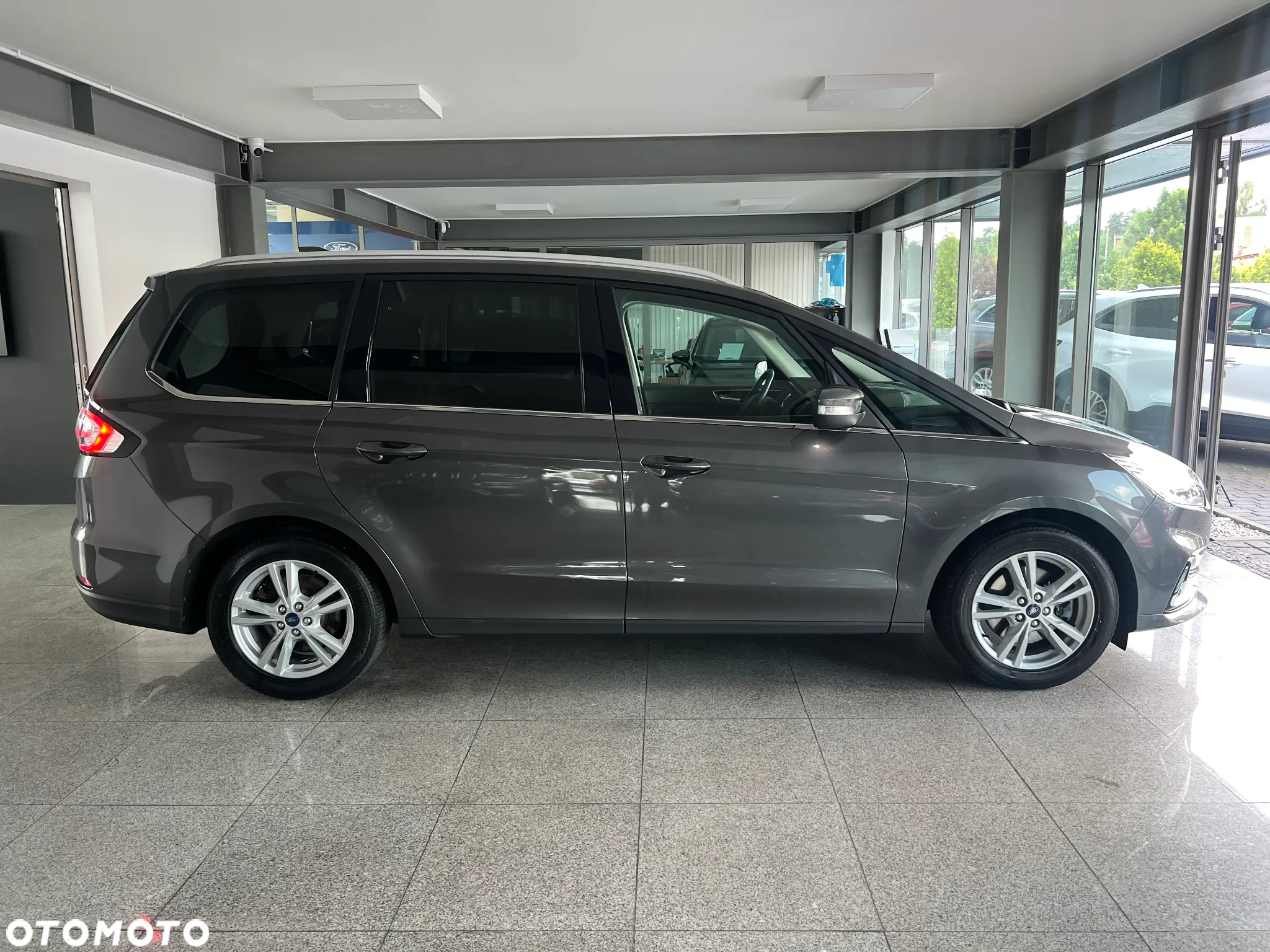 Ford Galaxy 2.0 EcoBlue Titanium - 18
