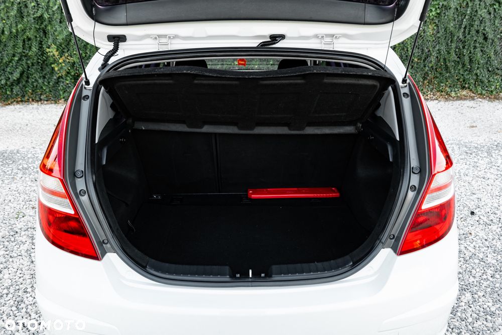 Hyundai i30 1.4 Classic - 17