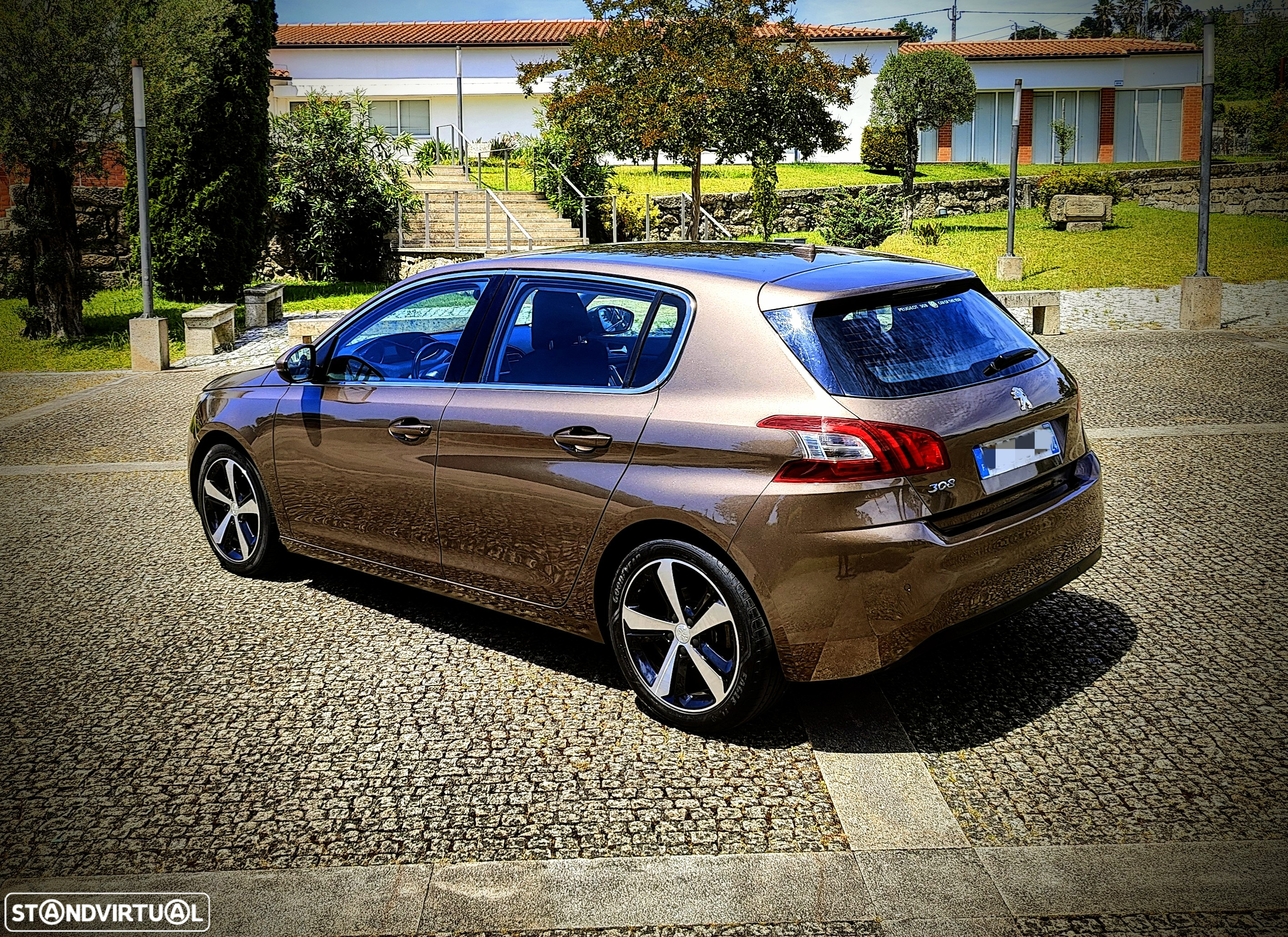Peugeot 308 1.2 PureTech Allure Full LED - 26