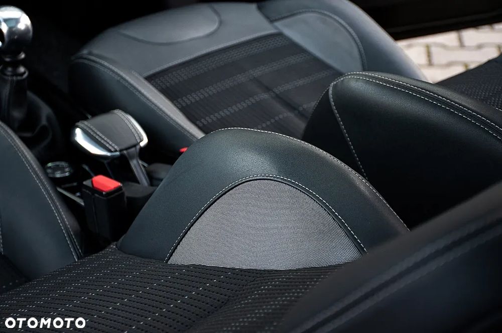 Peugeot 2008 BlueHDi FAP 120 STOP & START Business-Line - 35