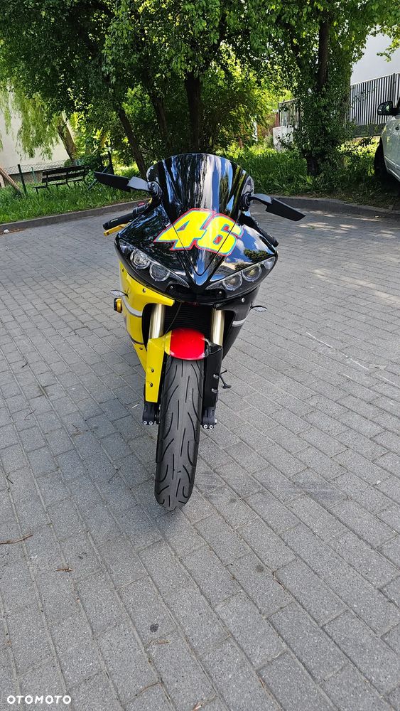 Yamaha R6 - 2