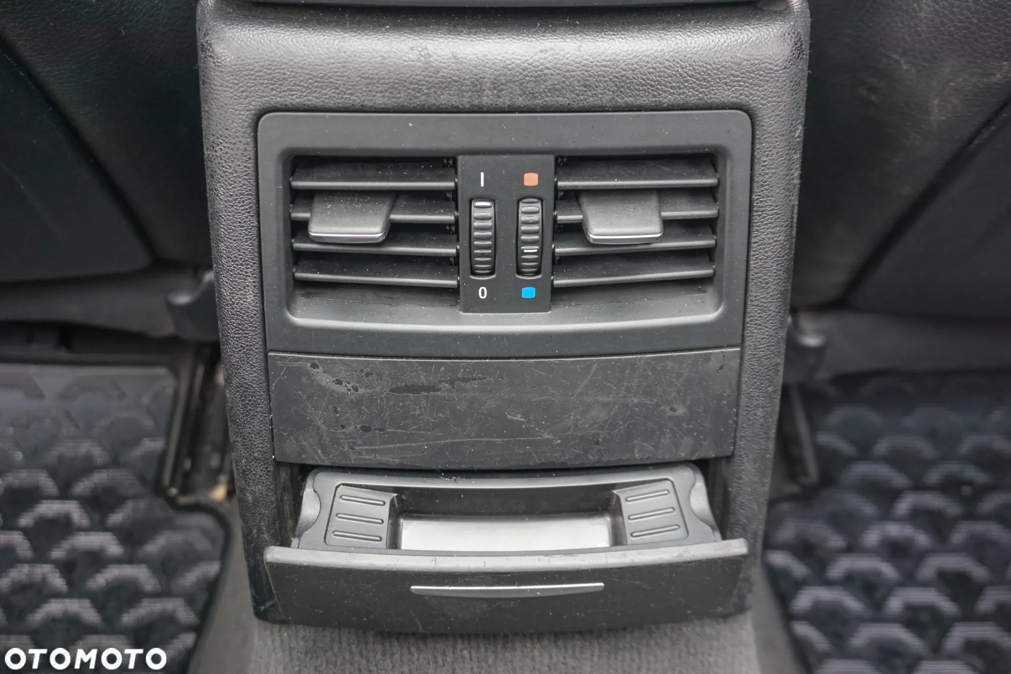 BMW Seria 3 325d - 33